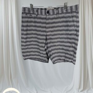 Penguin Mens Shorts size 33